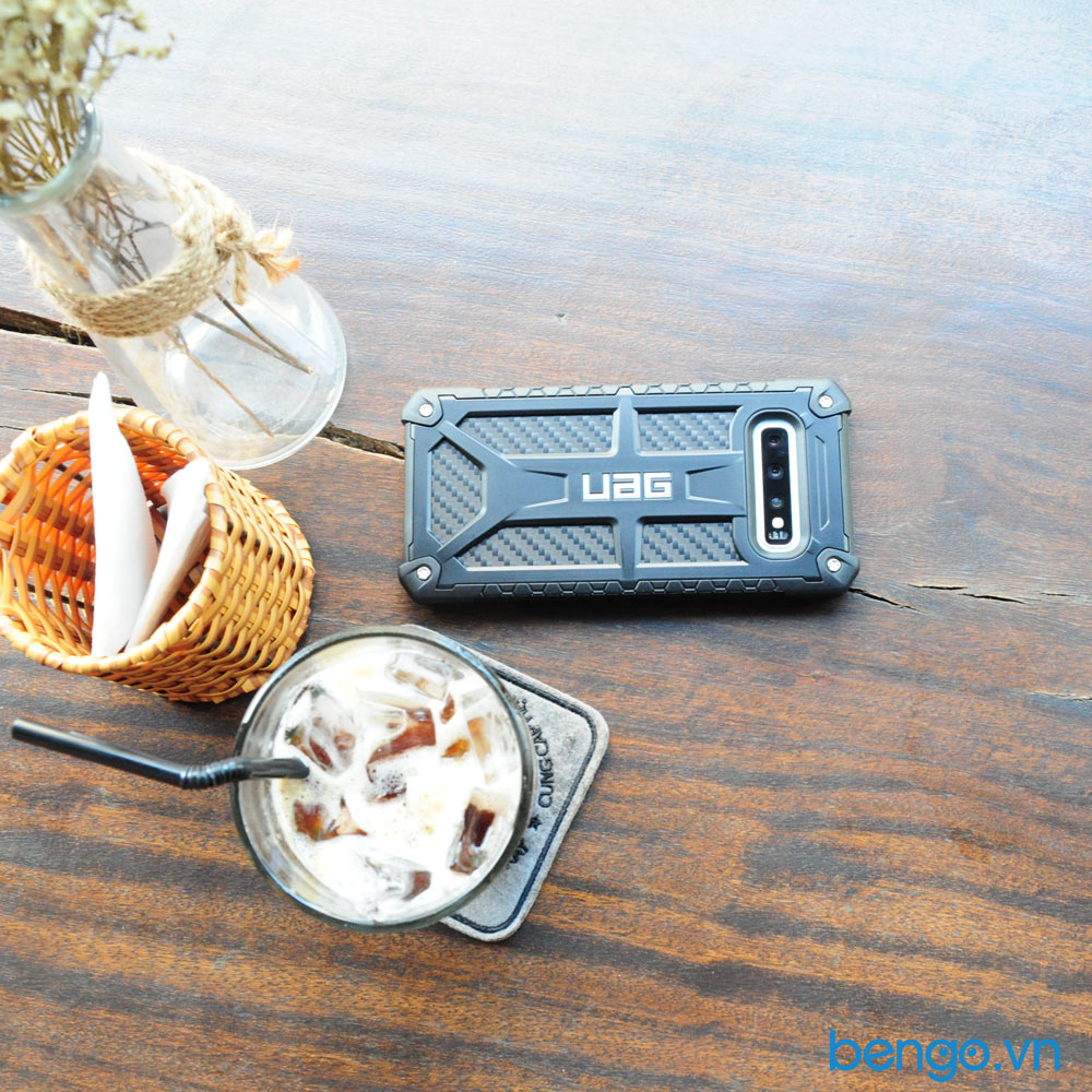 UAG Monarch