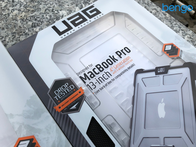 Vỏ ốp bảo vệ MacBook Pro 13″ UAG Plasma - ICE (4th Generation)