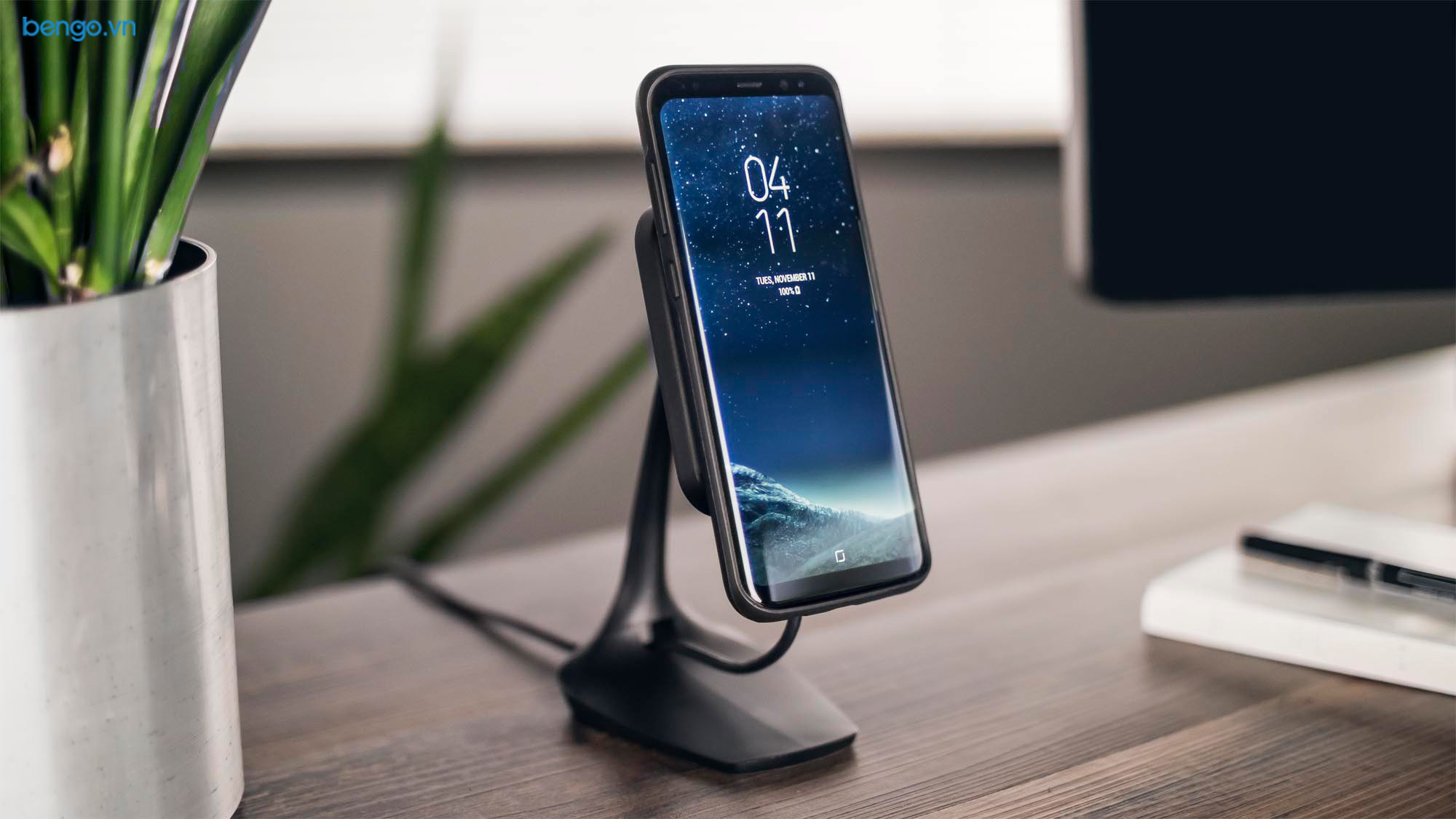 Charge force desk mount Mophie