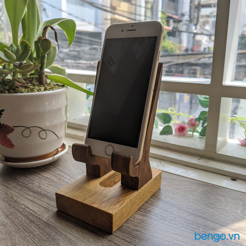 giá đỡ điện thoại, tablet bằng gỗ