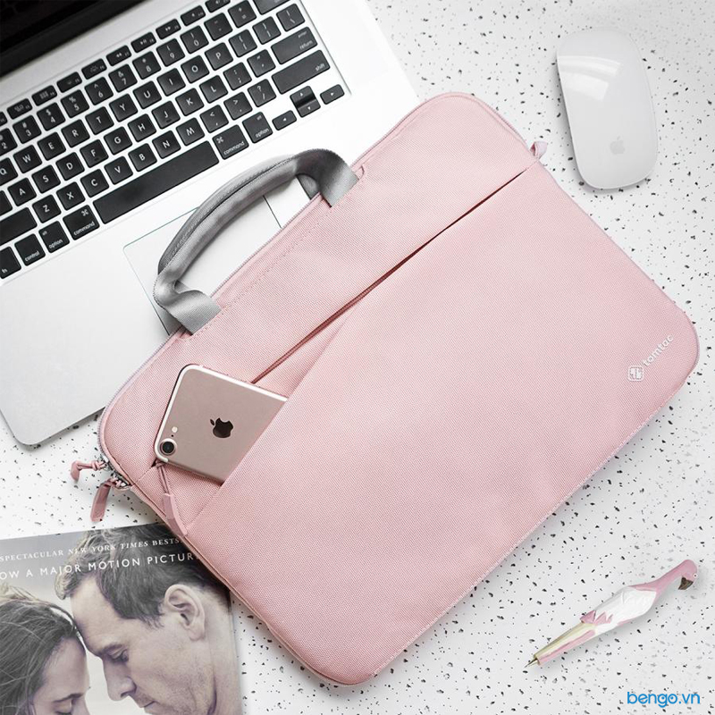 Túi xách chống sốc Macbook Pro 13" TOMTOC (USA) Messenger Bags